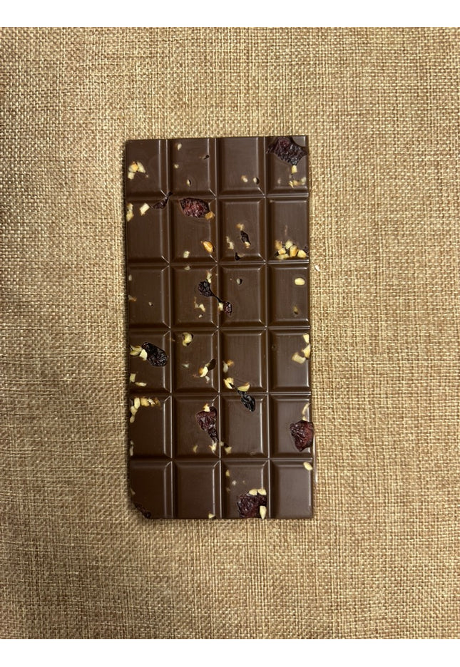 Cranberry & Hazelnut - 70% Dark Chocolate