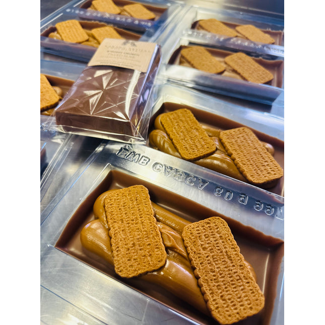 B*scoff Crunch Filled Slab