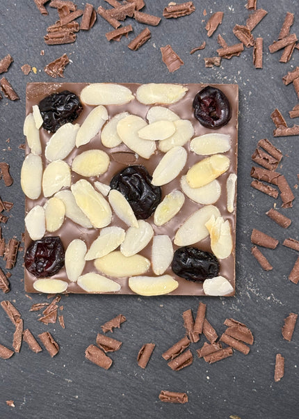 Chilean Cherry & Almond Mini Bloc (96g)