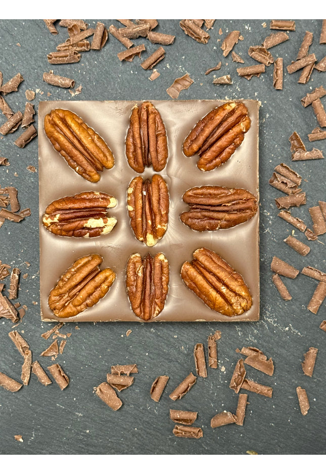Pecan Milk Chocolate Mini Bloc (96g)