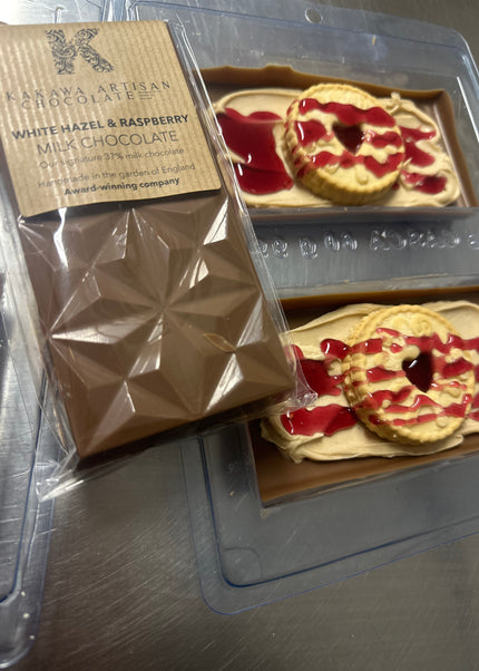 White Hazel & Raspberry Filled Slab