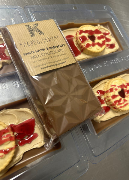 White Hazel & Raspberry Filled Slab