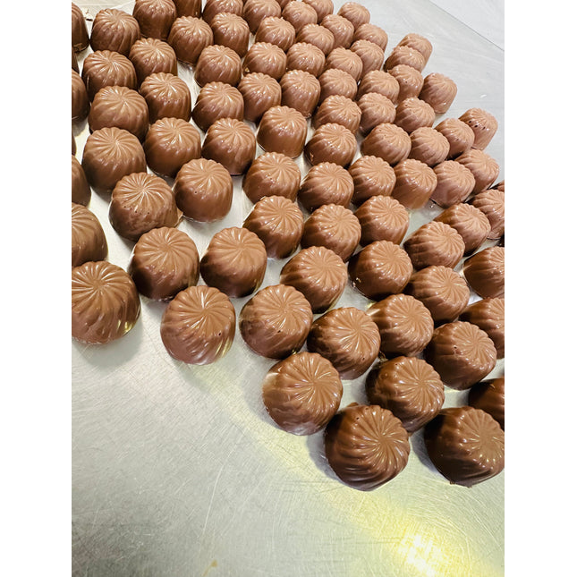 Dulce De Leche Caramels | Milk Chocolate
