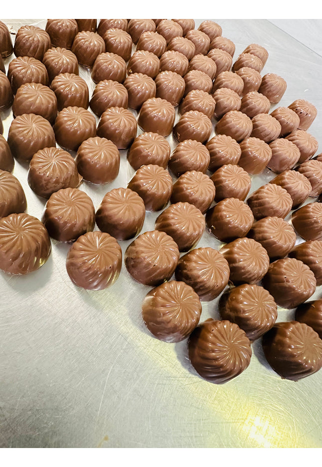 Dulce De Leche Caramels | Milk Chocolate
