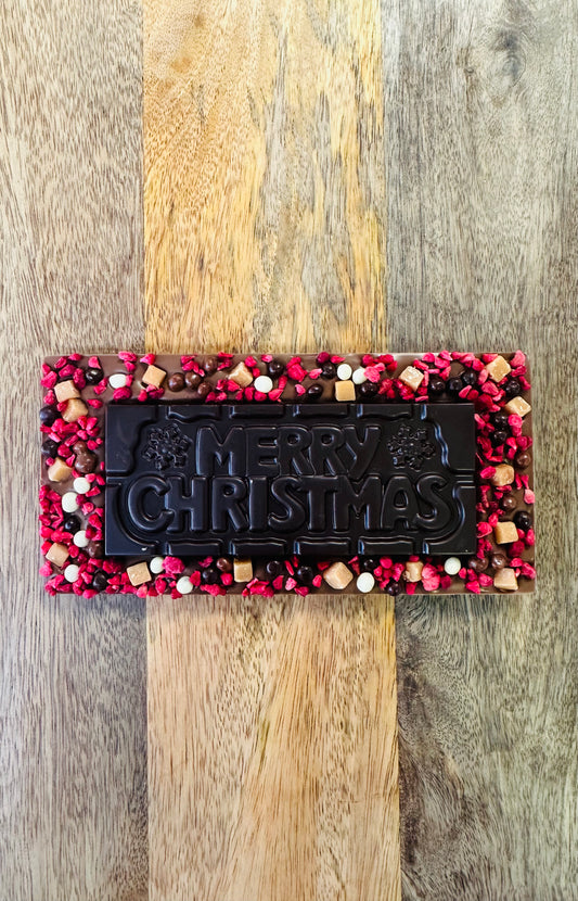 Raspberry Fudge Crunch 'Merry Christmas' Bar