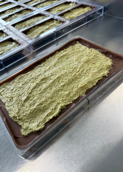 DUBAI KUNAFA PISTACHIO SHARING BAR