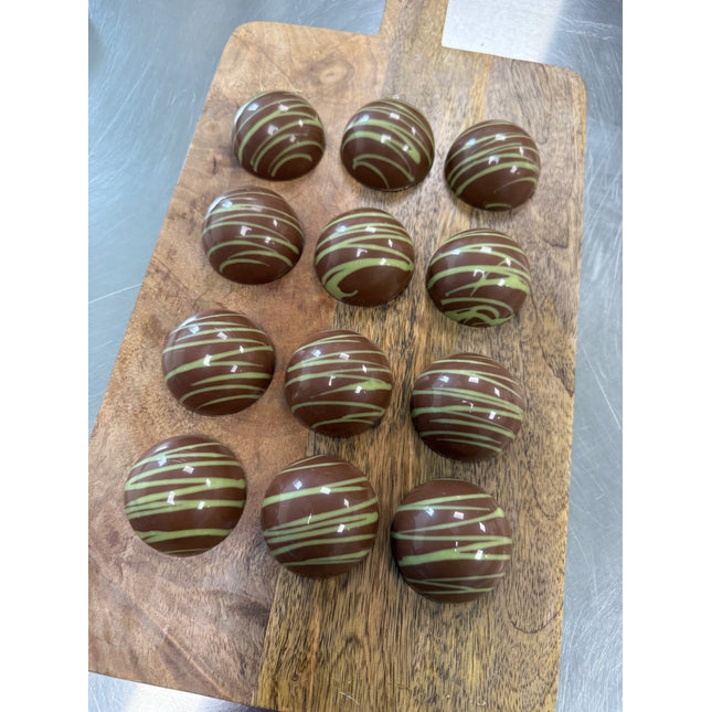 Pistachio Kunafa (6 Domes)