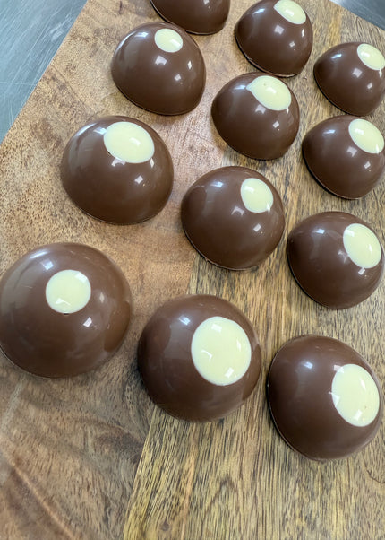 Coconut Cream (6 Domes)