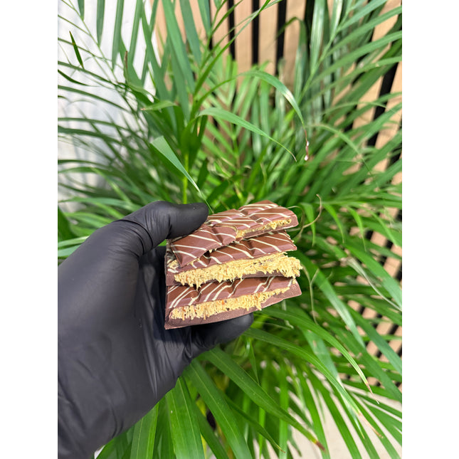 DUBAI KUNAFA PISTACHIO - Classic Bar