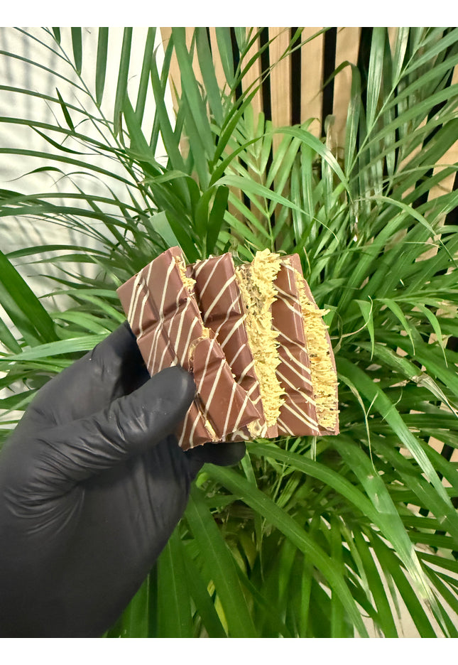 DUBAI KUNAFA PISTACHIO - Classic Bar