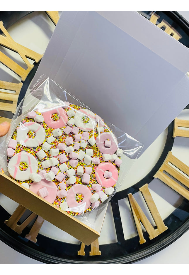 Funfetti Milk Chocolate Pizza - 300g