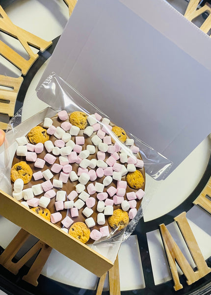 Rocky Road Milk Chocolate Pizza - 300g