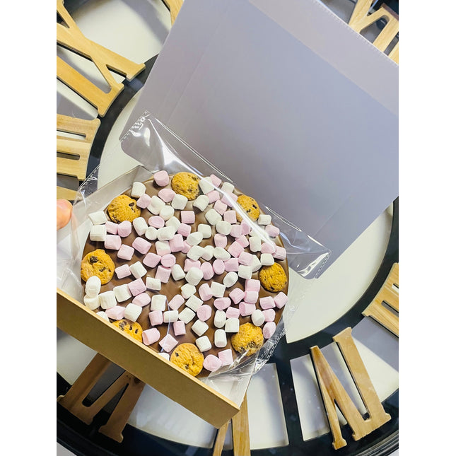 Rocky Road Milk Chocolate Pizza - 300g