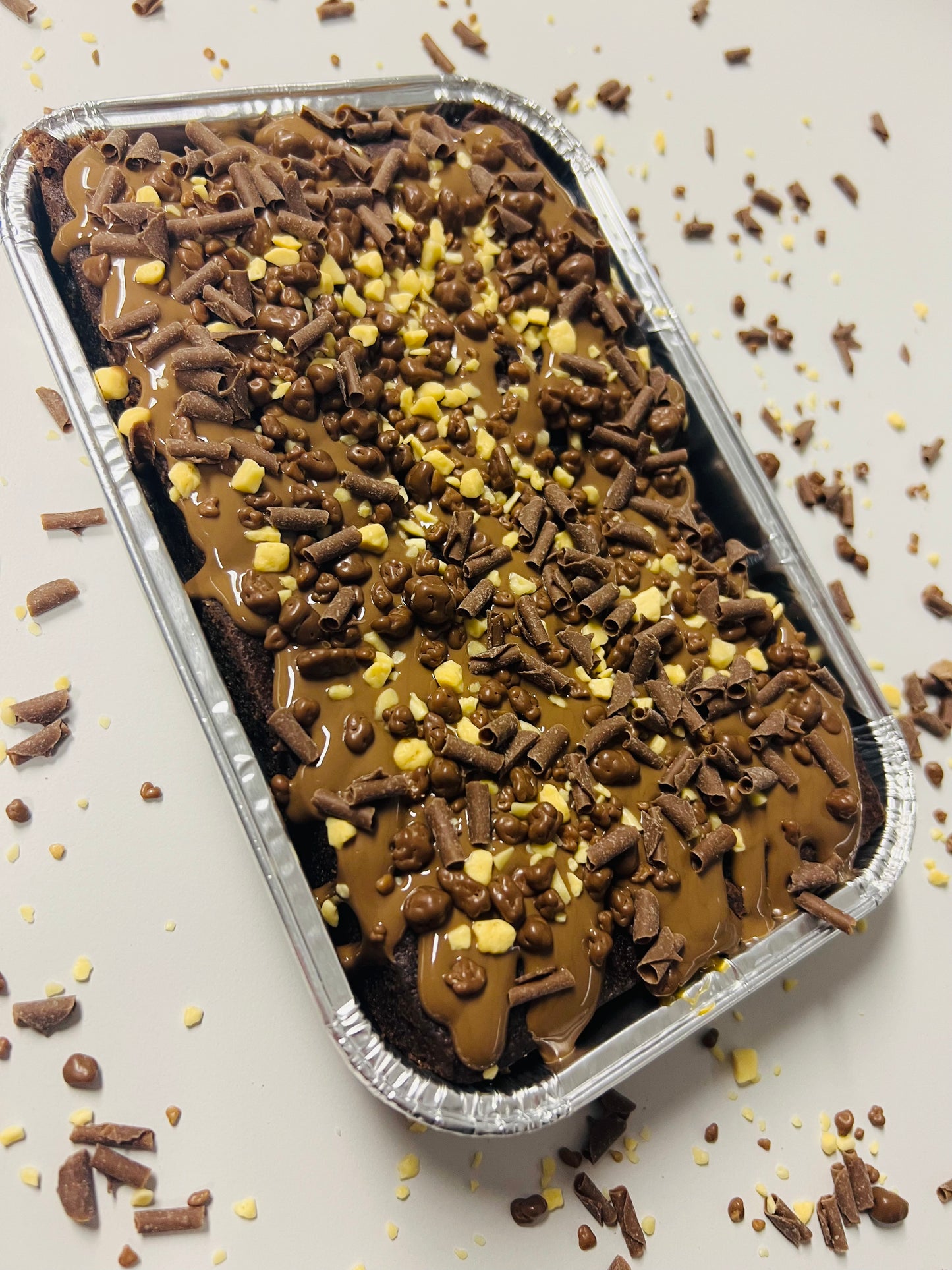 Choc & Honeycomb Brownie Bake - 400g ℮